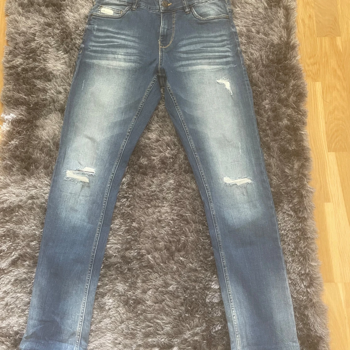 Blå jeansbyxor från LAB - 2