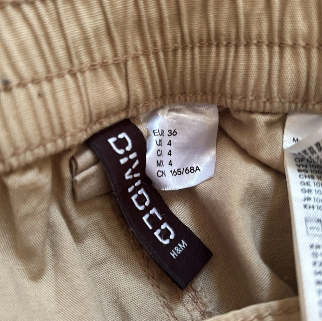 Beiga cargobyxor från H&M Divided - 2