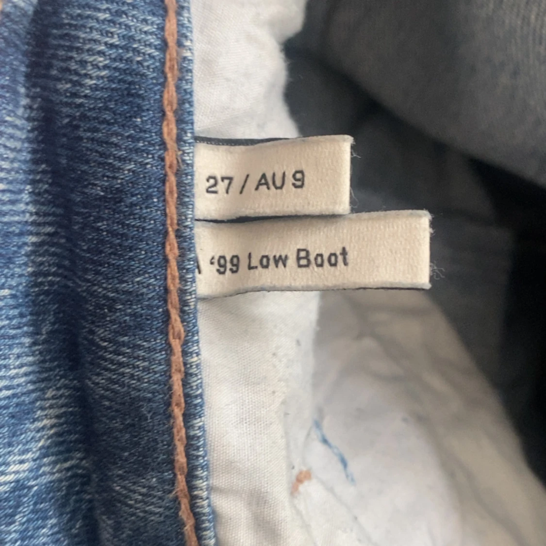 Abrand Low Boot jeans med hål - 2