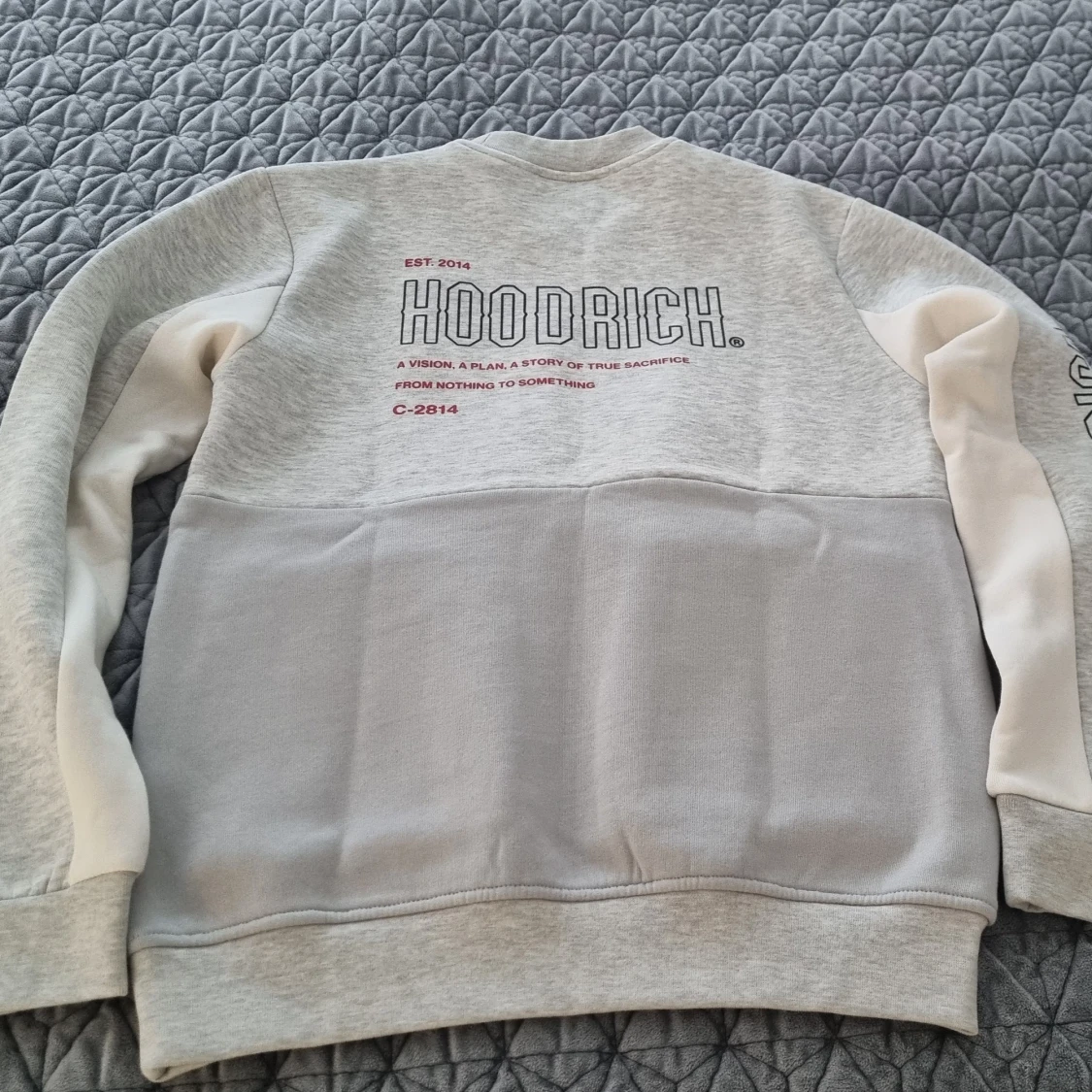 Grå Hoodrich sweatshirt med fickor - 1