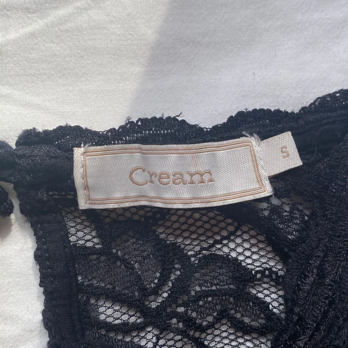 Svart långärmad spetströja - 3