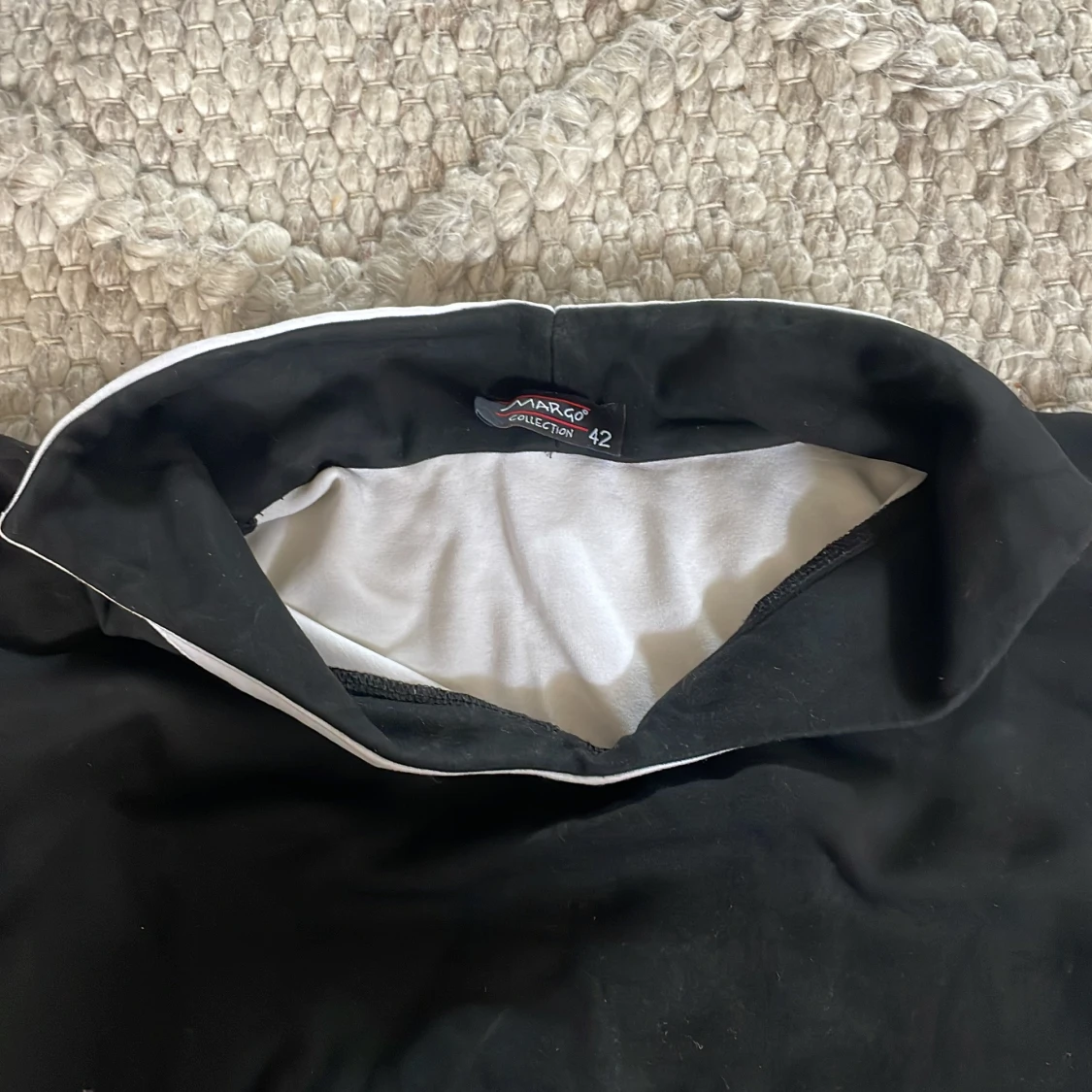 Svartvit pikétröja från Margo Collection - 1