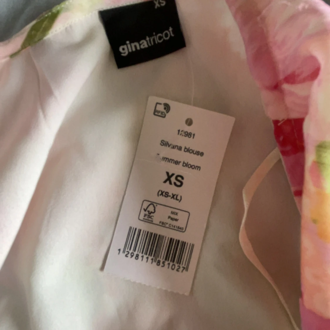 Blommig långklänning och blus från Gina Tricot - 2