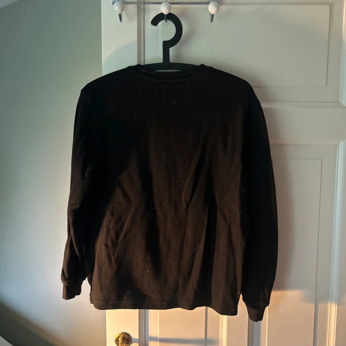 Svart långärmad tröja från Zara - 1