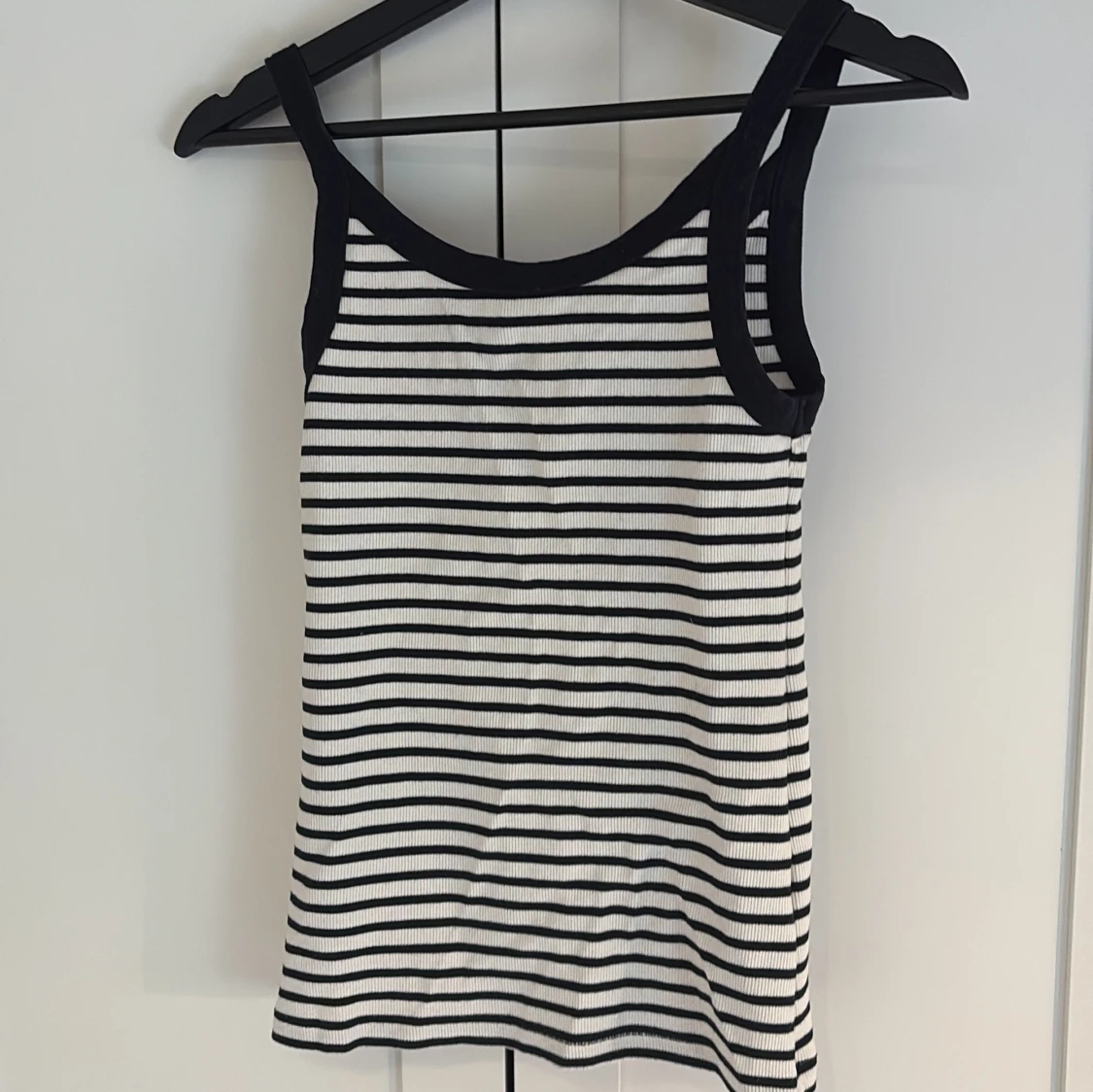 Randig ribbad linnetopp från H&M - 1