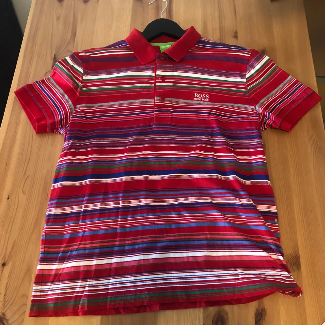 Hugo Boss- Pikétröja, flerfärgad, randig