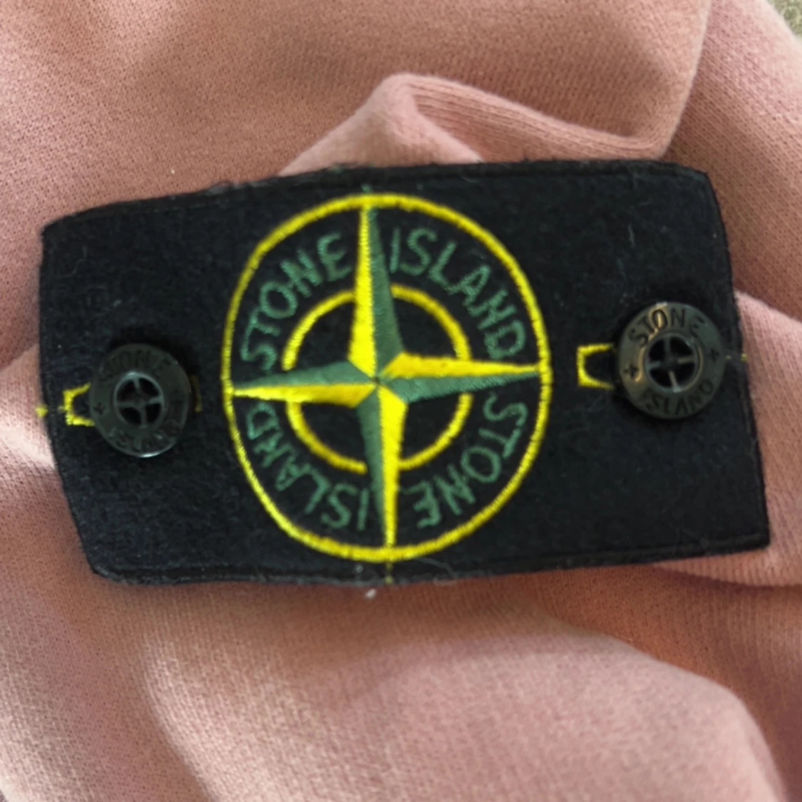 Rosa hoodie från Stone Island - 2