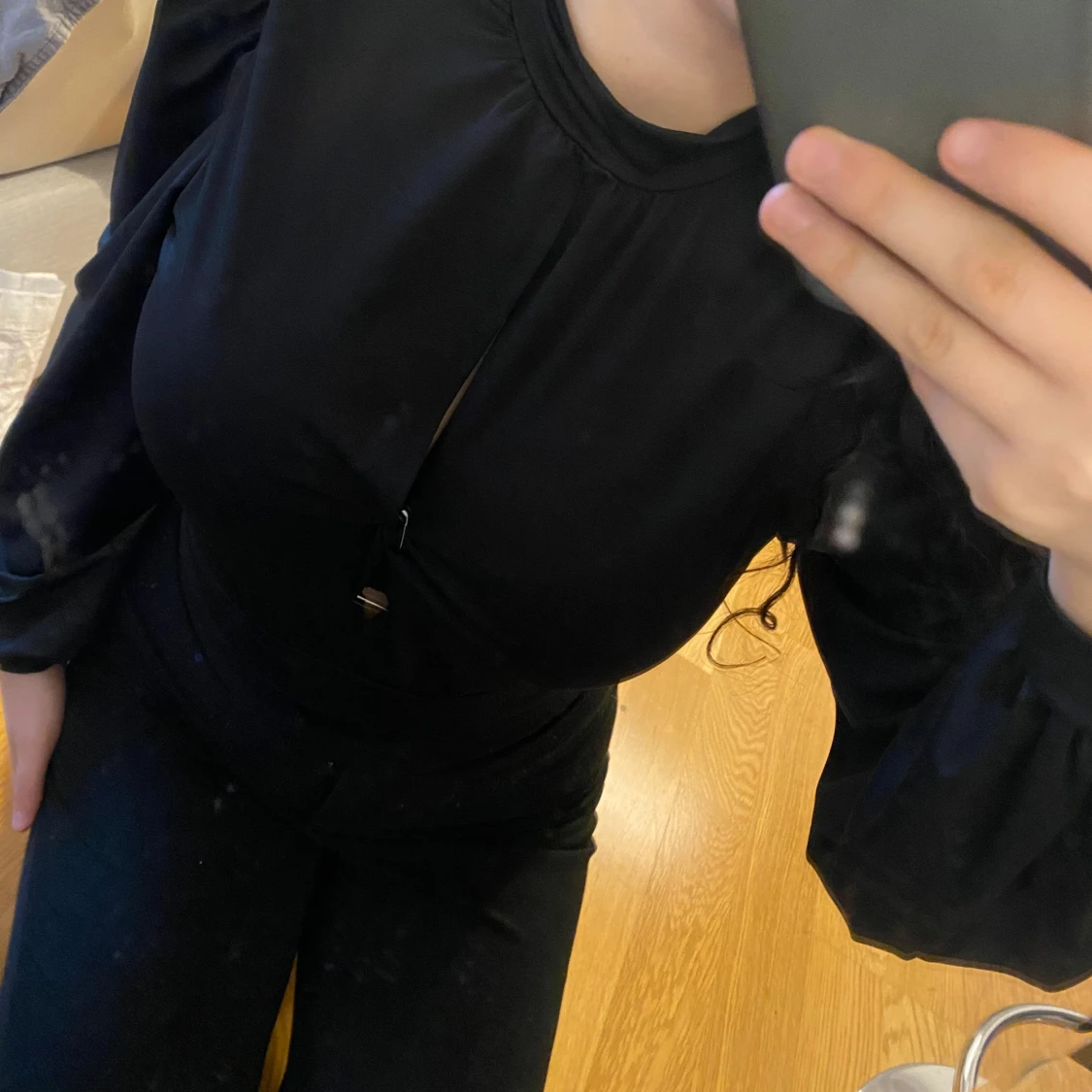 Svart långärmad blus