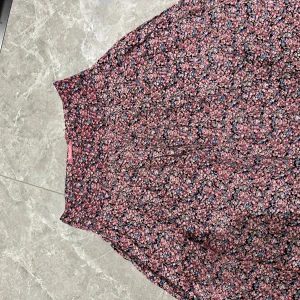 Söta sommar kjolar - Söta sommar kjolar, alla storlek S. 20 kr styck eller 40 för alla! Strl 36&38