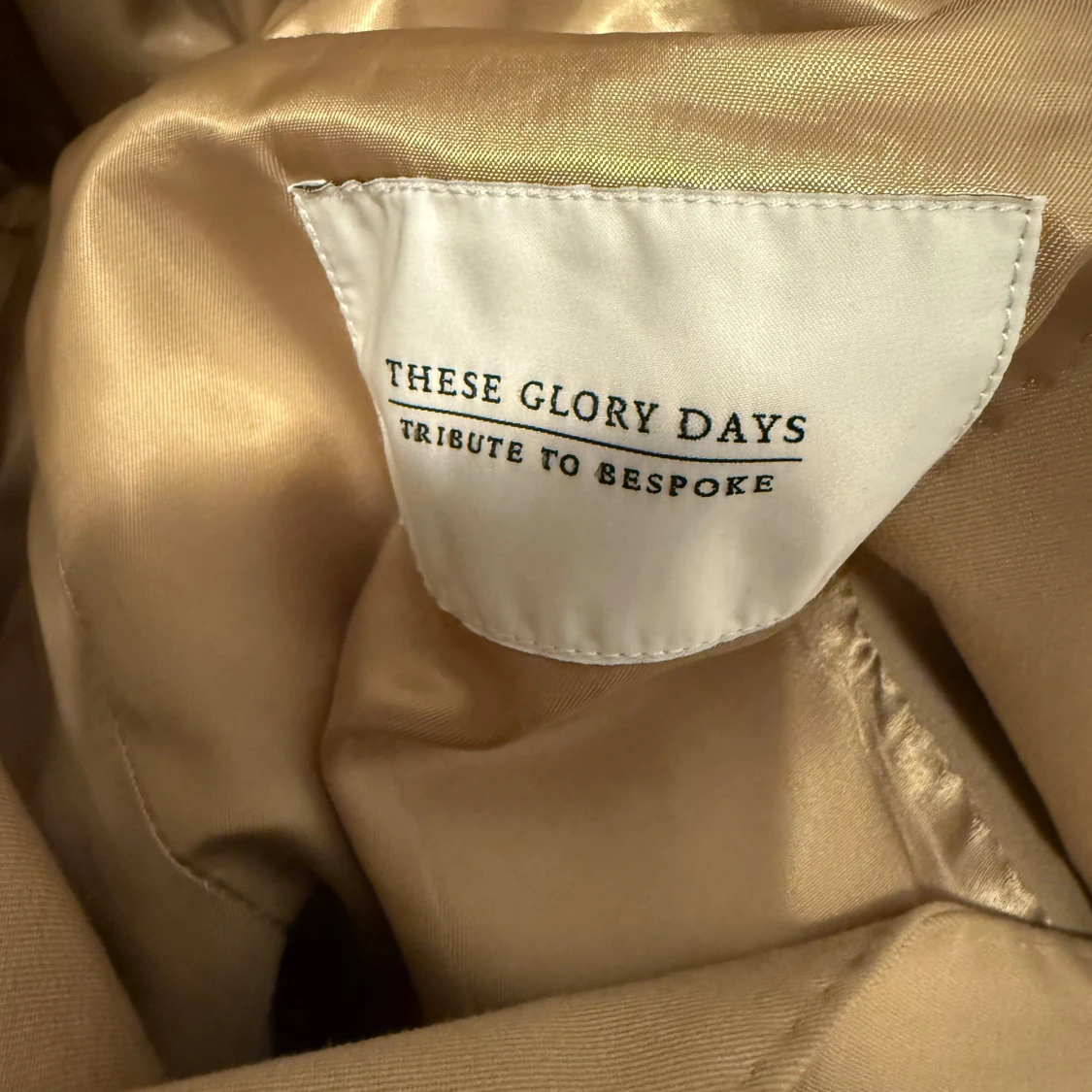 Beige blazer från These Glory Days -48 - 2