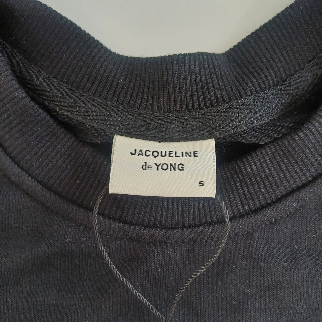 Svart tröja från Jacqueline de Yong💕 - 3