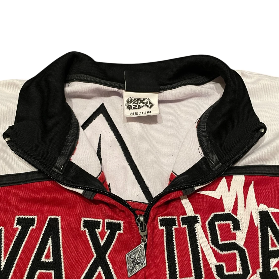Röd och vit jacka från WAX USA - 2