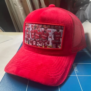 Timrå Velvet keps  - Helt ny, skickas från brandofnordic HB