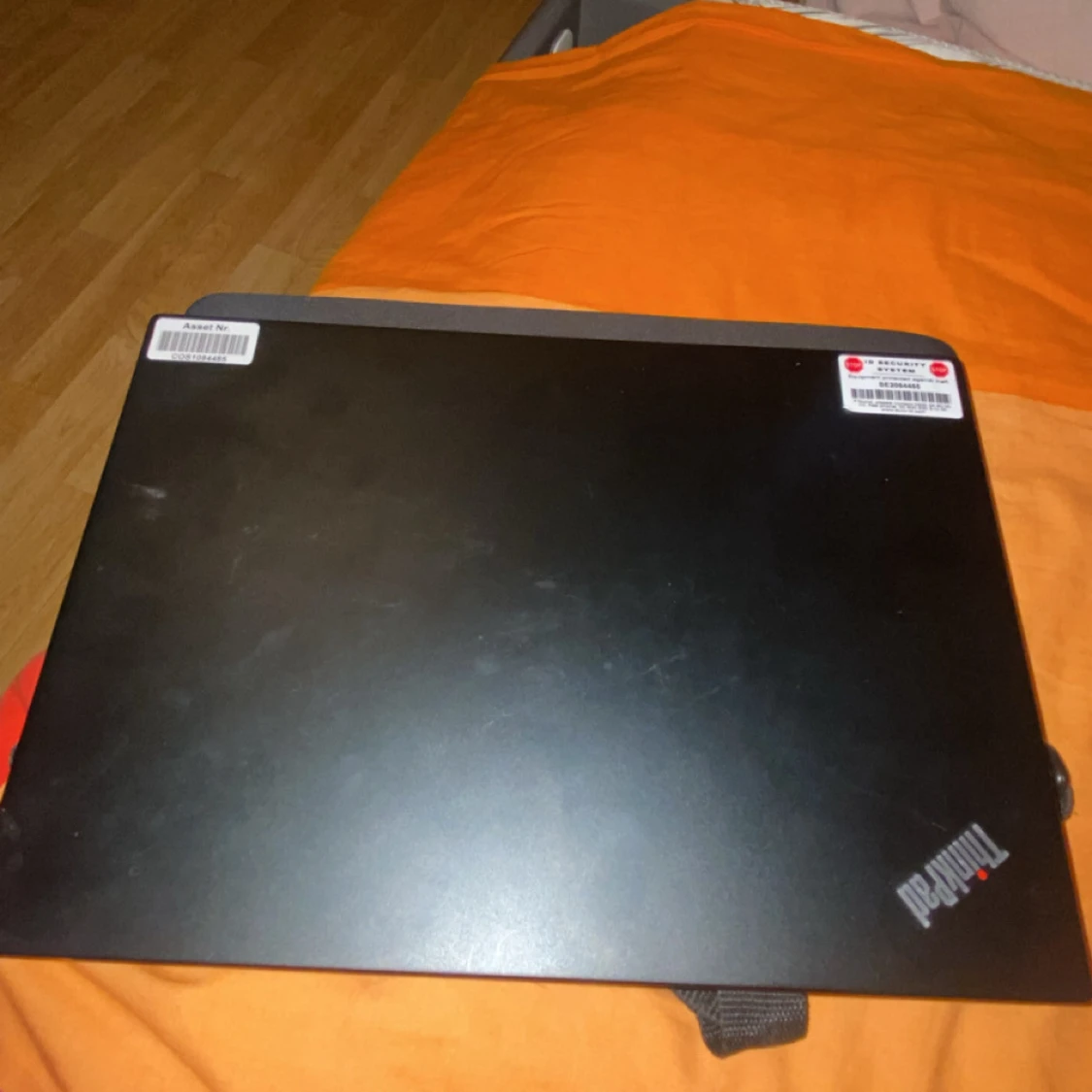 Lenevo ThinkPad E14 - 1