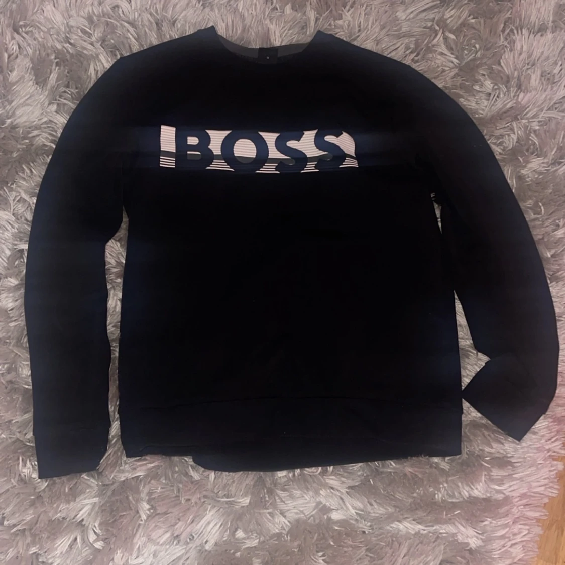Svart BOSS sweatshirt i bomull M