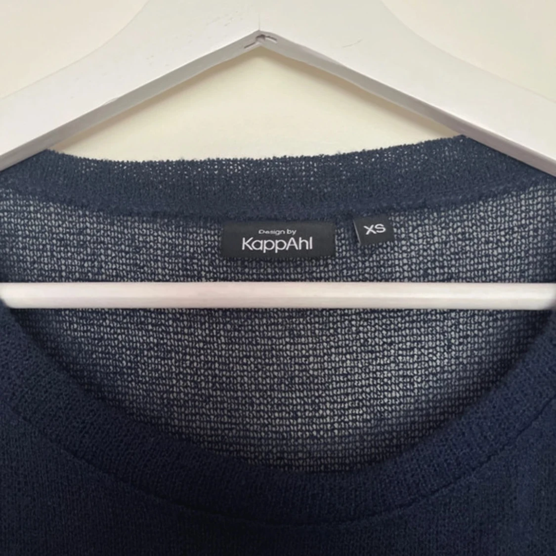 Mörkblå stickad tröja KappAhl - 2