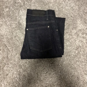 Tiger of sweden jeans - Säljer nu dessa riktigt fina tiger of sweden. De är i storlek w30 och L34, riktigt bra skick och är i modell IGGY.