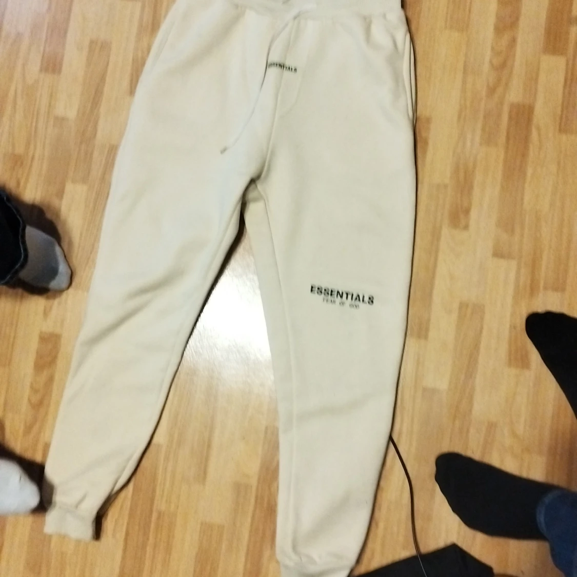 Beige Essentials hoodie från Fear of God - 2