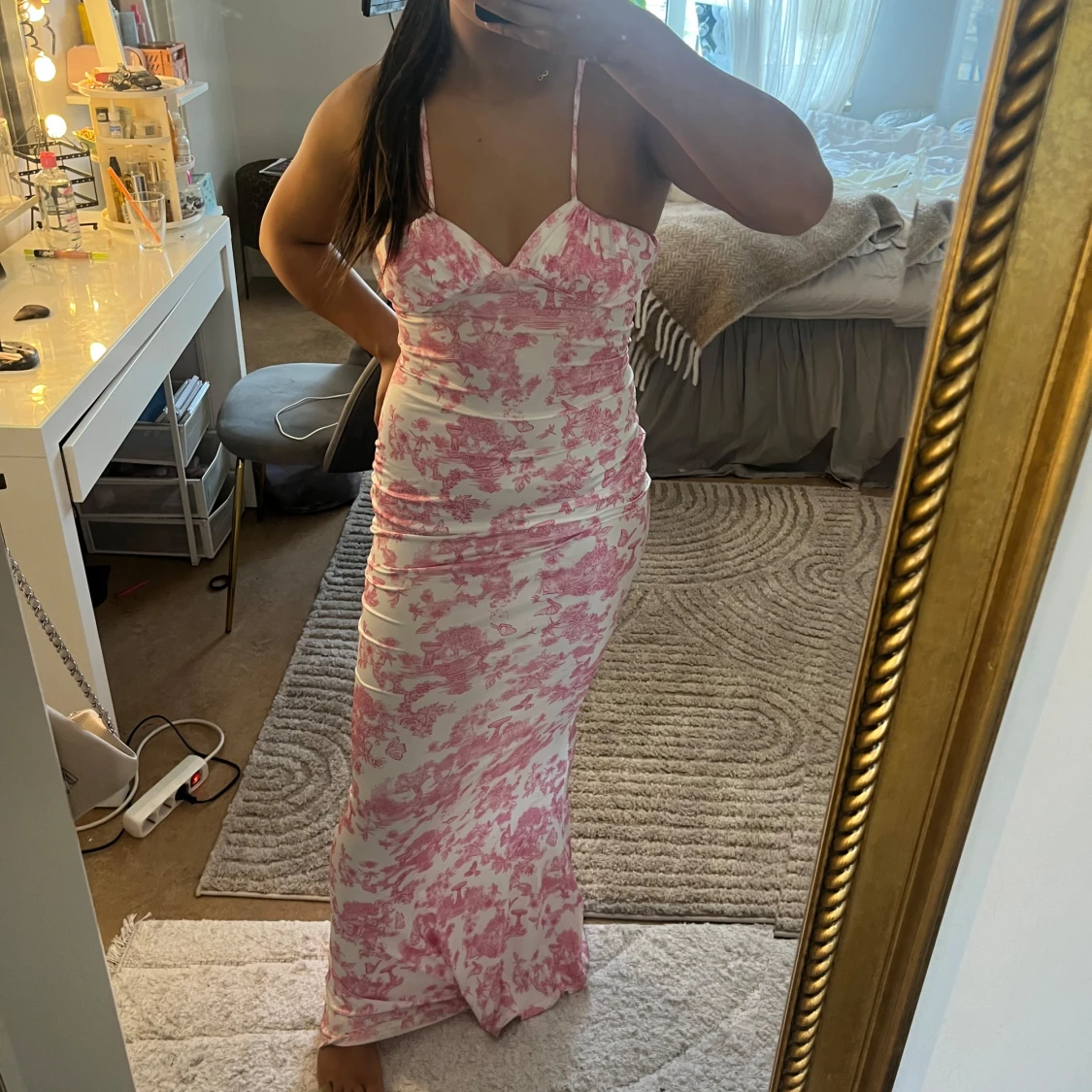 Rosa och vit långklänning  - 1