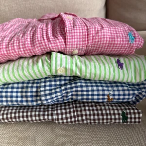 Ralph Lauren skjortor paketpris - Säljer dessa 4 skjortor som ett paket. Alla i storlek S och i fint skick! 