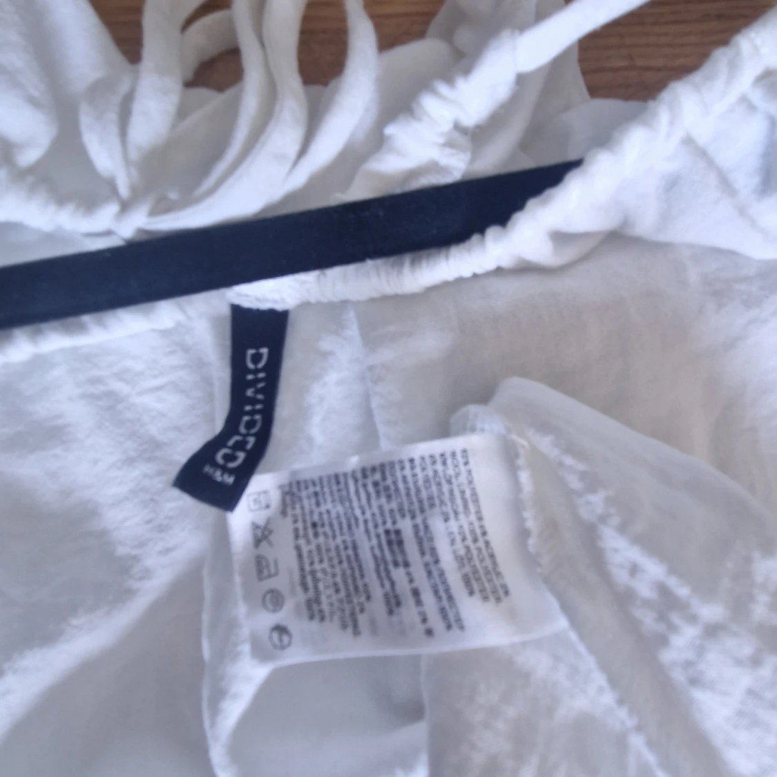 Vit sommarklänning från Divided - 2