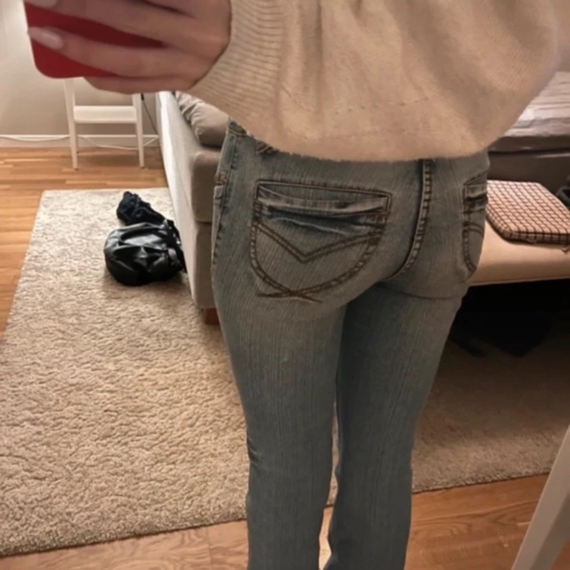 Ljusblå bootcut jeans med nitar - 1