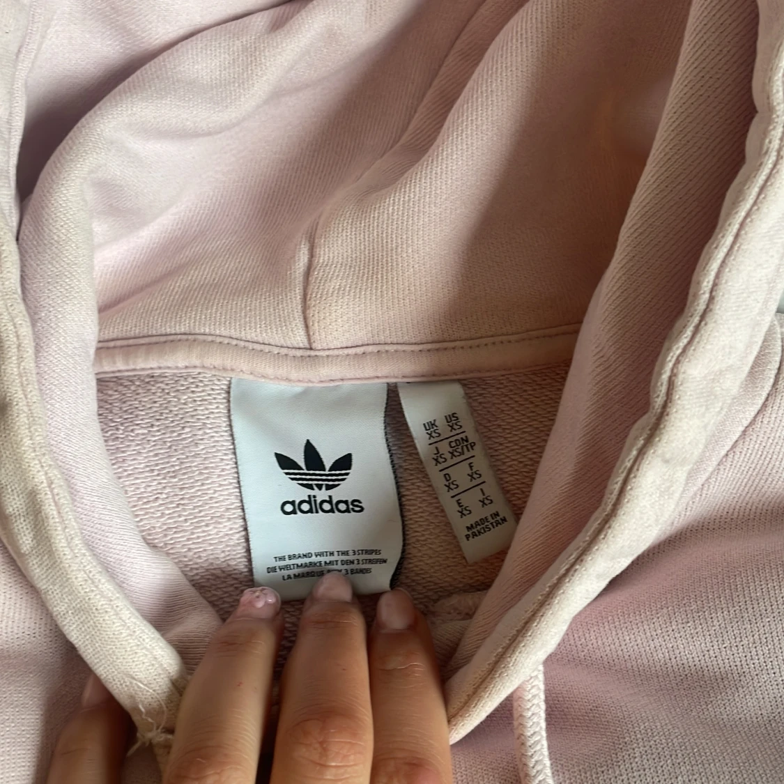 Ljusrosa hoodie från Adidas - 2