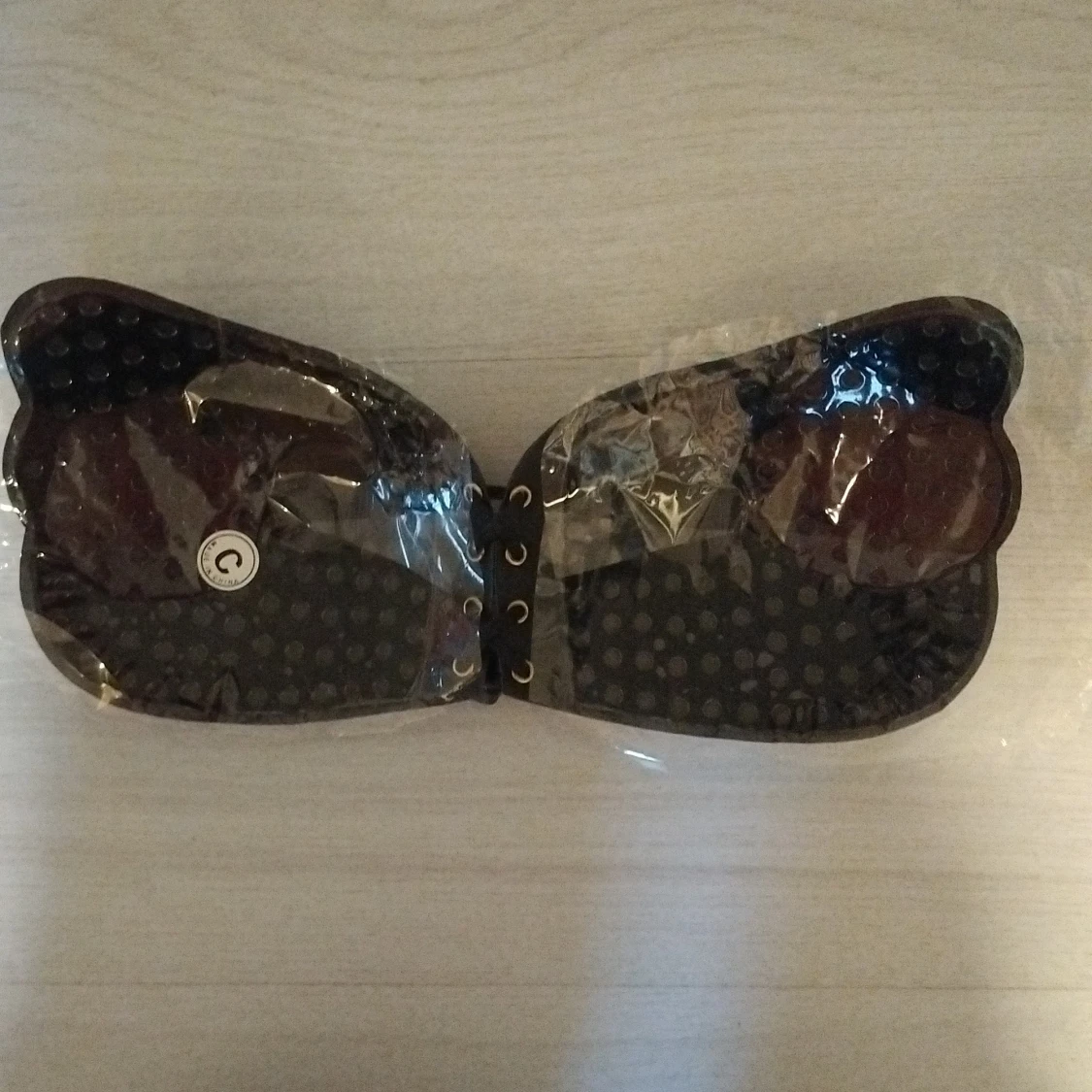 Svart självhäftande behå c kupa - 1