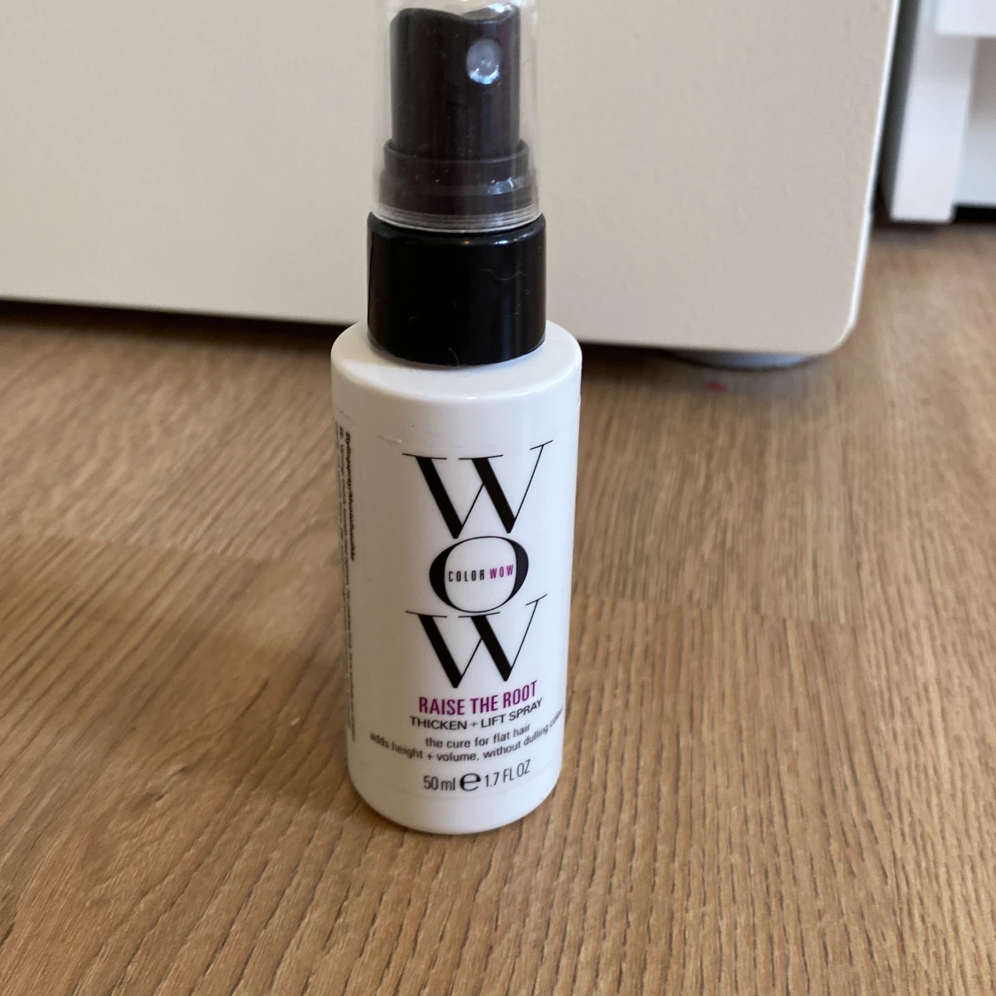 Color Wow Raise The Root Thicken + Lift Spray - 1