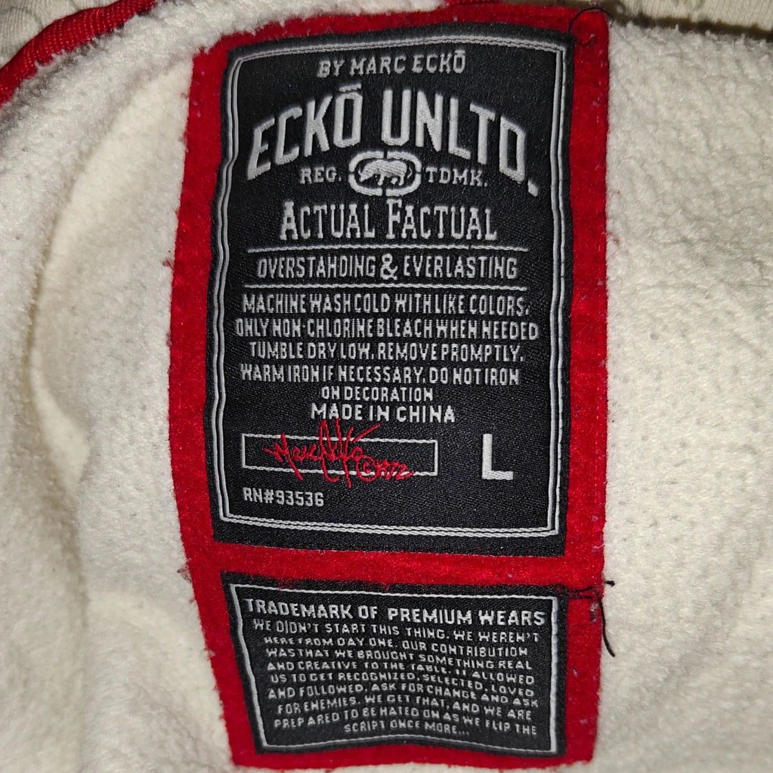 Vit hoodie med tryck från Ecko Unltd. - 2