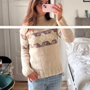 Stickad tröja!  - Så fin stickad tröja perfekt till hösten