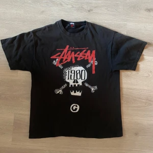 Vintage Stussy tsirt - Passar M.