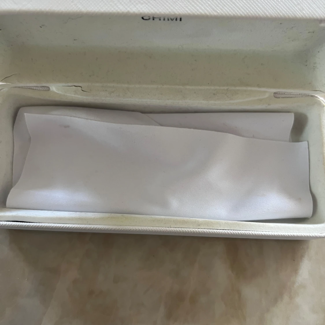 Svarta CHIMI solglasögon modell 04 - 4