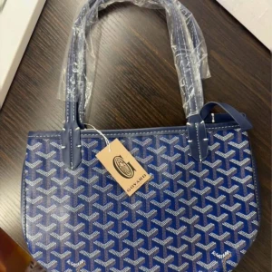 Helt ny väska  - Helt ny väska 