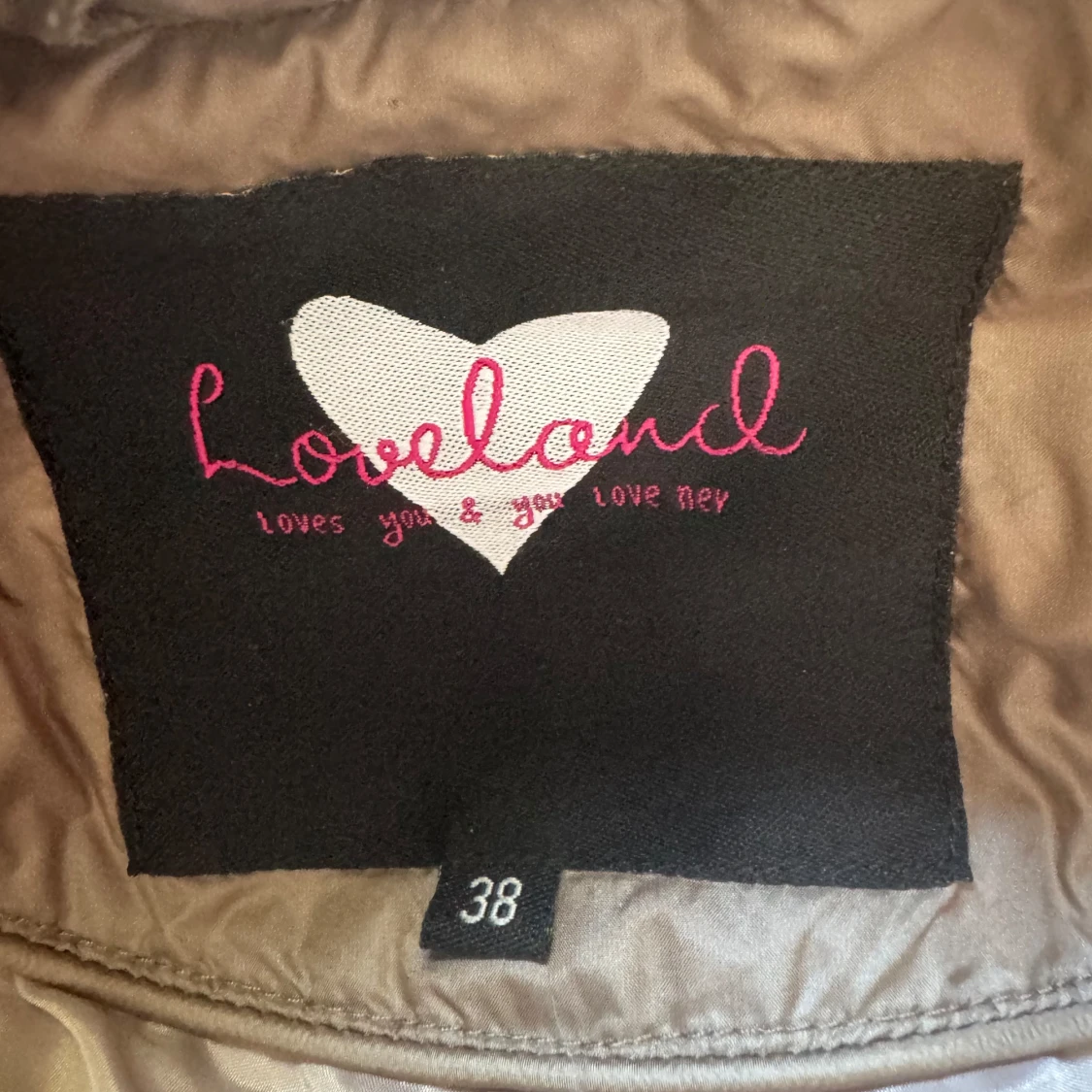 Jacka med päls och bälte - 4