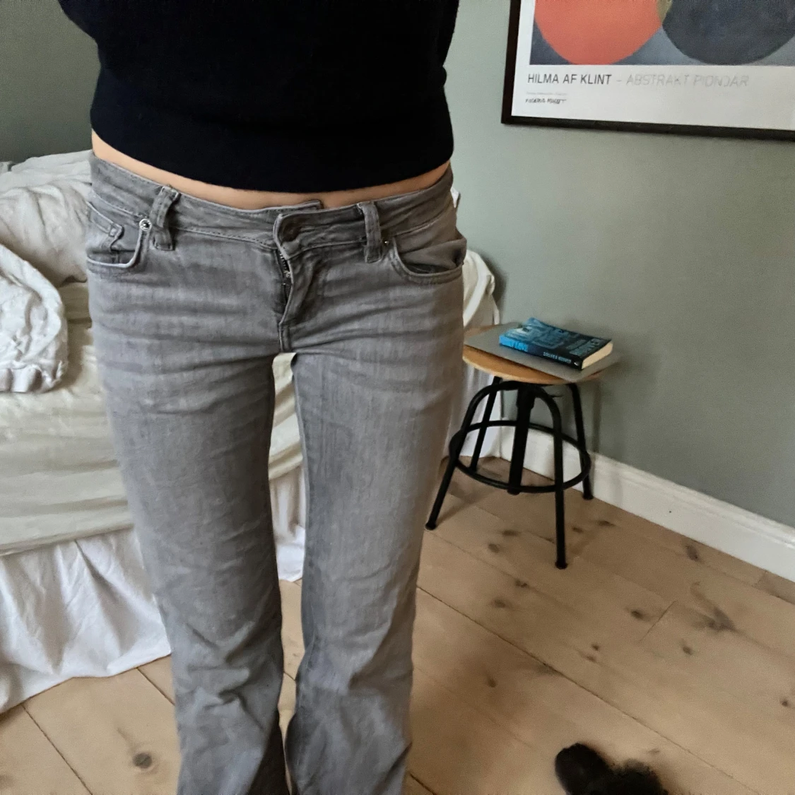 Gråa subdued jeans 