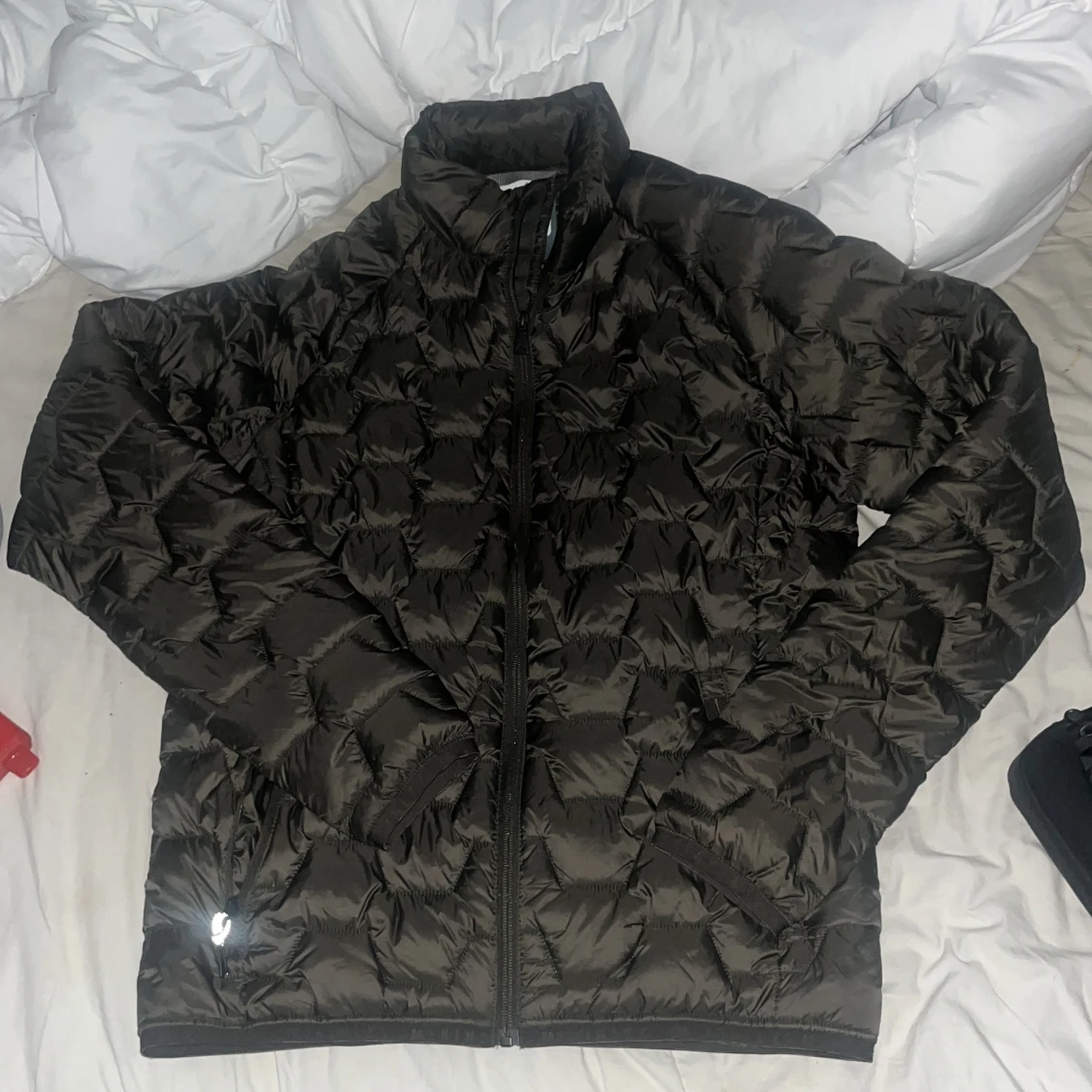 Svart dunjacka från McKinley, Small