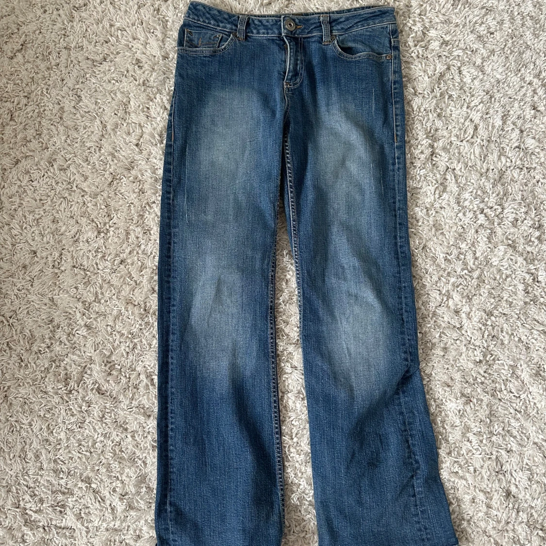 Blå raka jeans med låg midja - 1