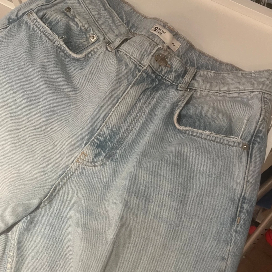 Ljusblåa jeans