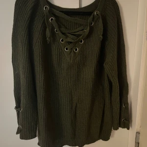 Stickad tröja - Fint skick 