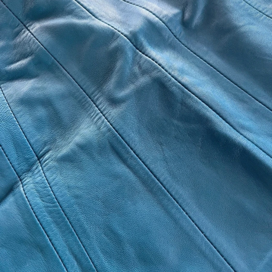 Skinnkjol Filippa K - strl M - 90