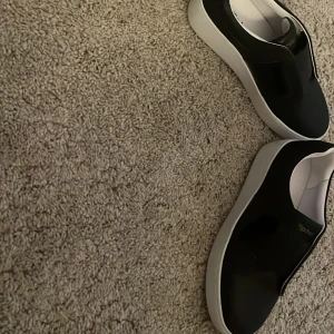 Philip Hog skor - Ett par helt nya Philip hog skor som är helt oanvända. Skicket är 10/10, storlek är 37, nypris 1200kr, mitt pris 400kr. Dm för frågor eller funderingar 