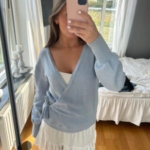 Stickad tröja - Super fin stickad tröja som inte kommer till användning, (bra skick lite nopprig)