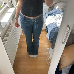 Lågmidjade jeans