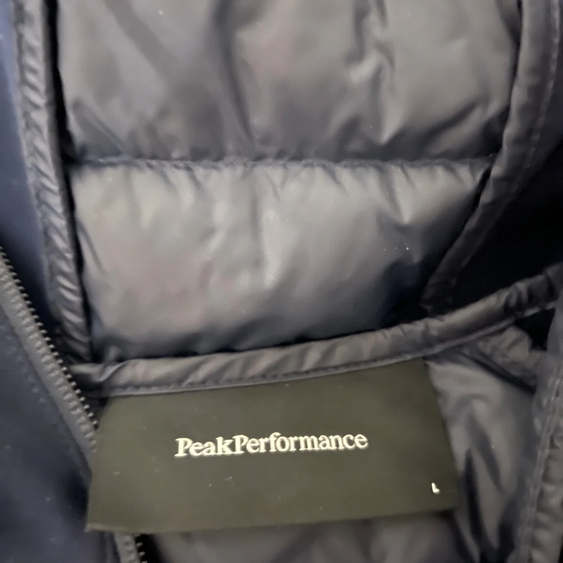 Peak performance cardigan! - 91