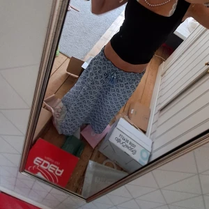 Young gina kjom - Från young gina i stlrk 158 164 kan tänka mig och byta till strlk 170💞
