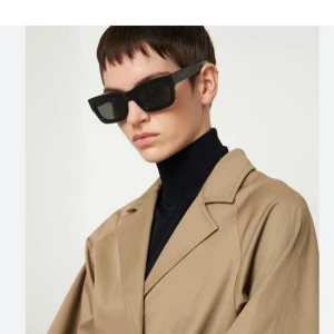 Marni solglasögon - Coola solglasögon från Marni i nyskick plus fodral!