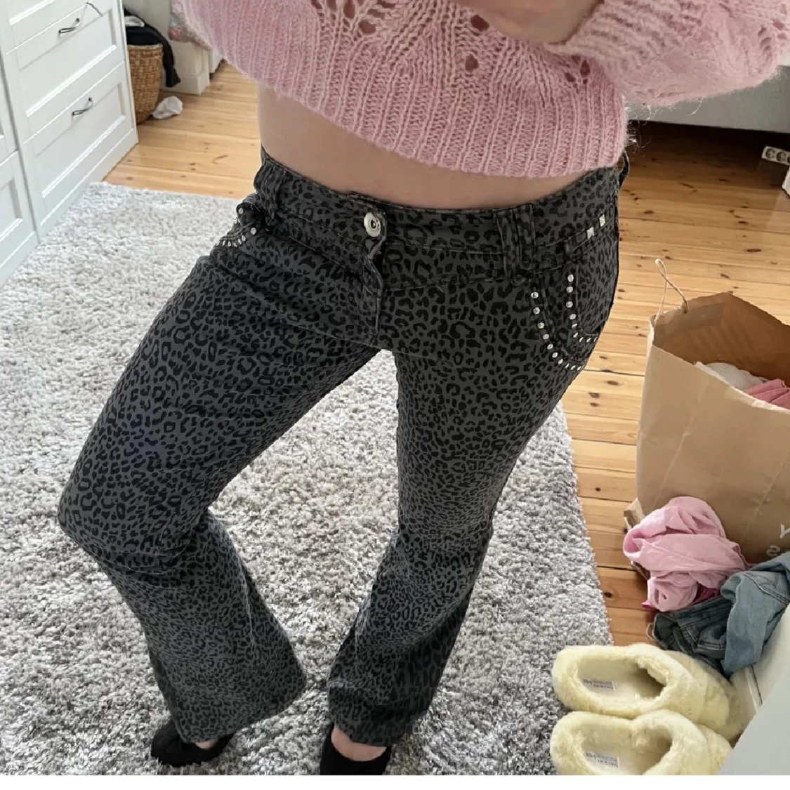  leopardmönstrade jeans  - 90