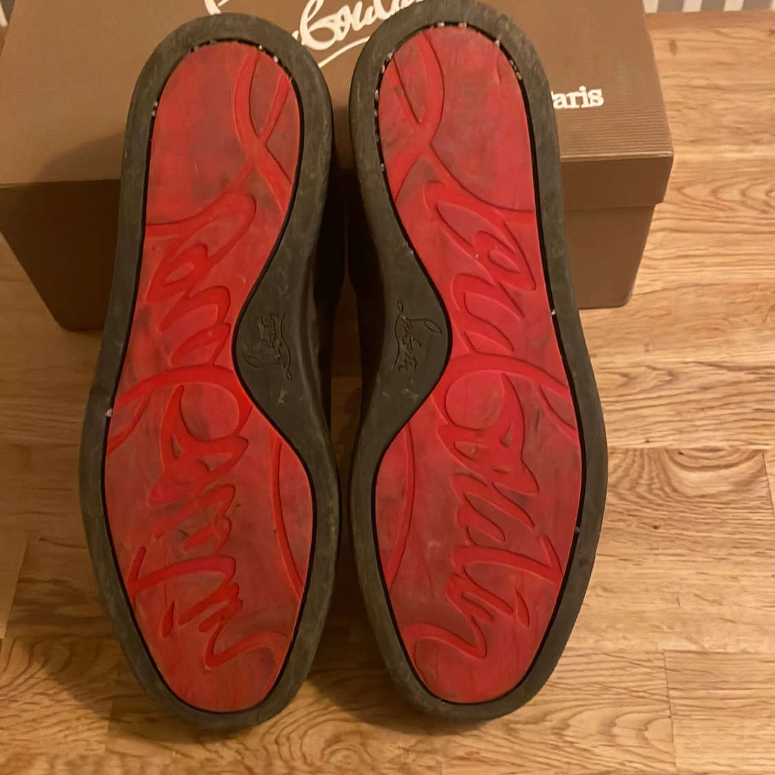 Christian Louboutin  - 91