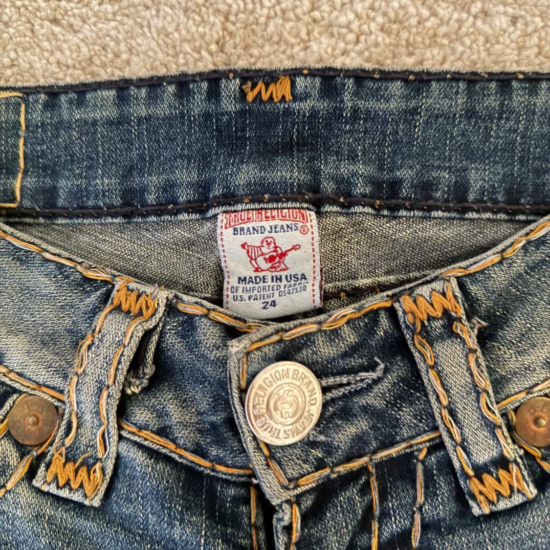 Blå jeans från True Religion - 90